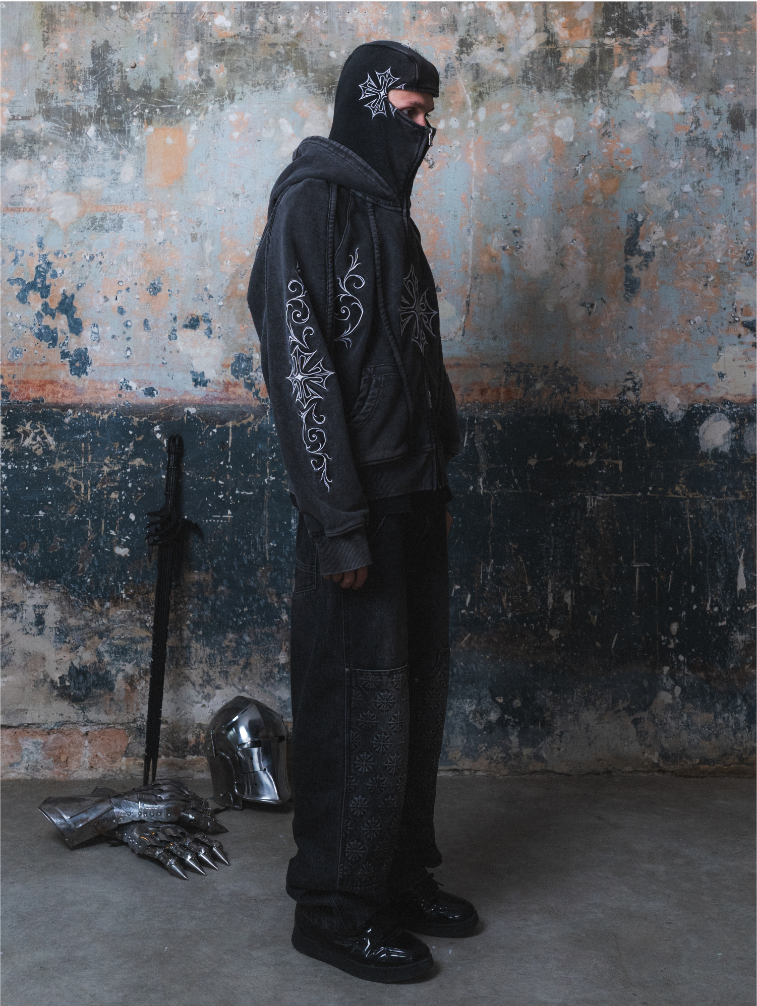 Holy Phantom ( white )